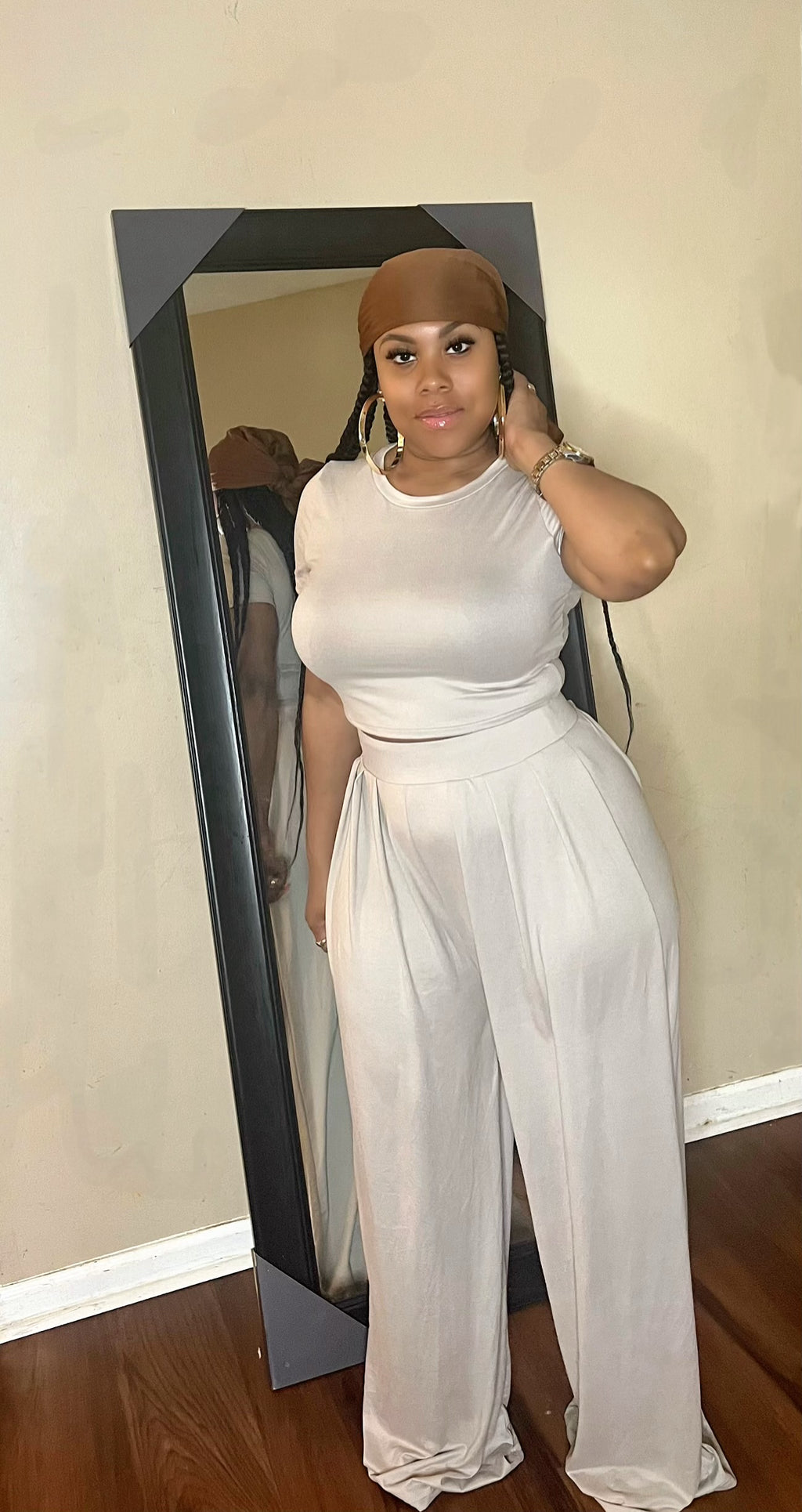 Classy Auntie Matching Set (Taupe)