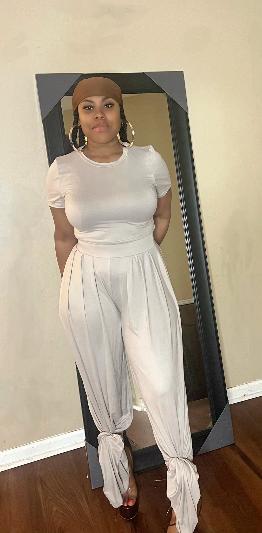 Classy Auntie Matching Set (Taupe)