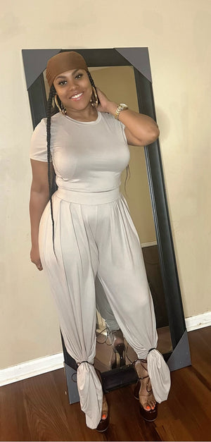 Classy Auntie Matching Set (Taupe)
